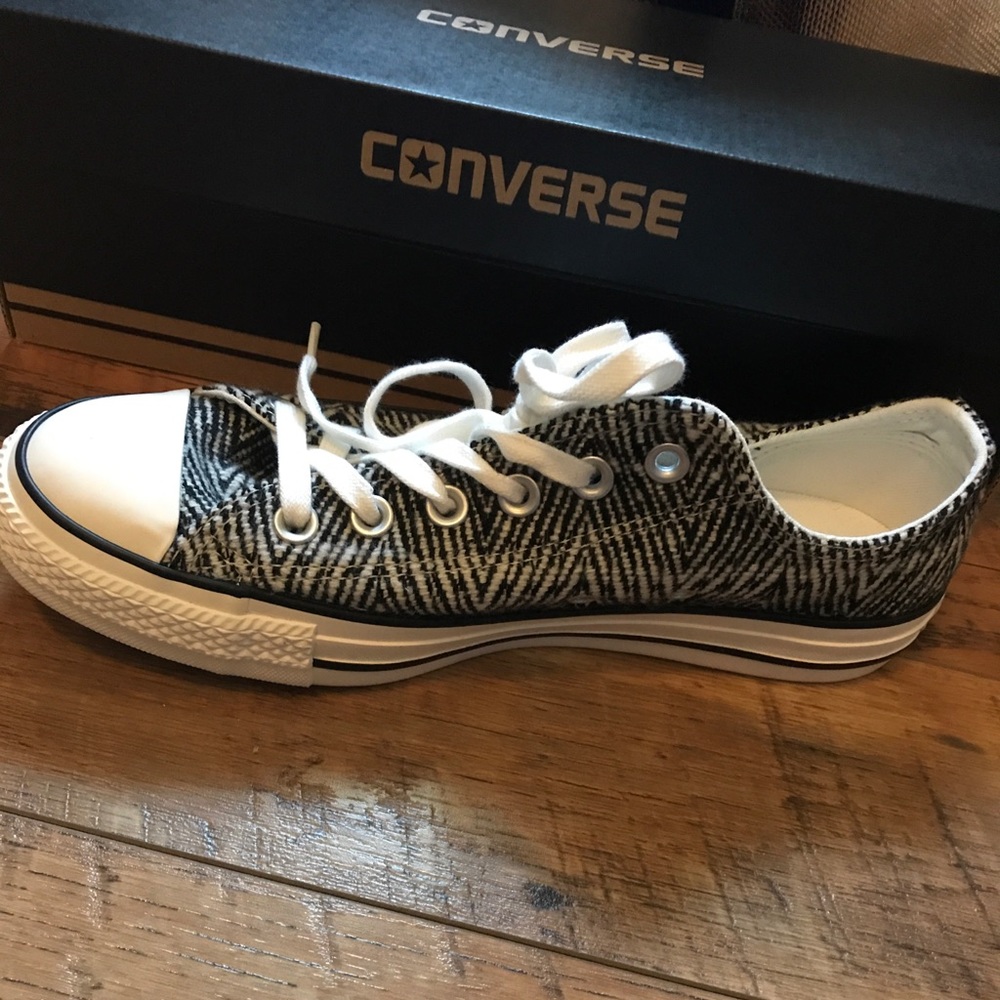 Women’s Converse